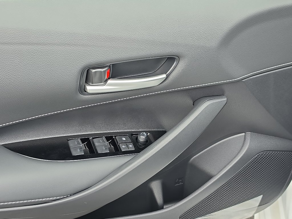 New 2027 Toyota Corolla SE w/ SE Premium Package FWD image 12