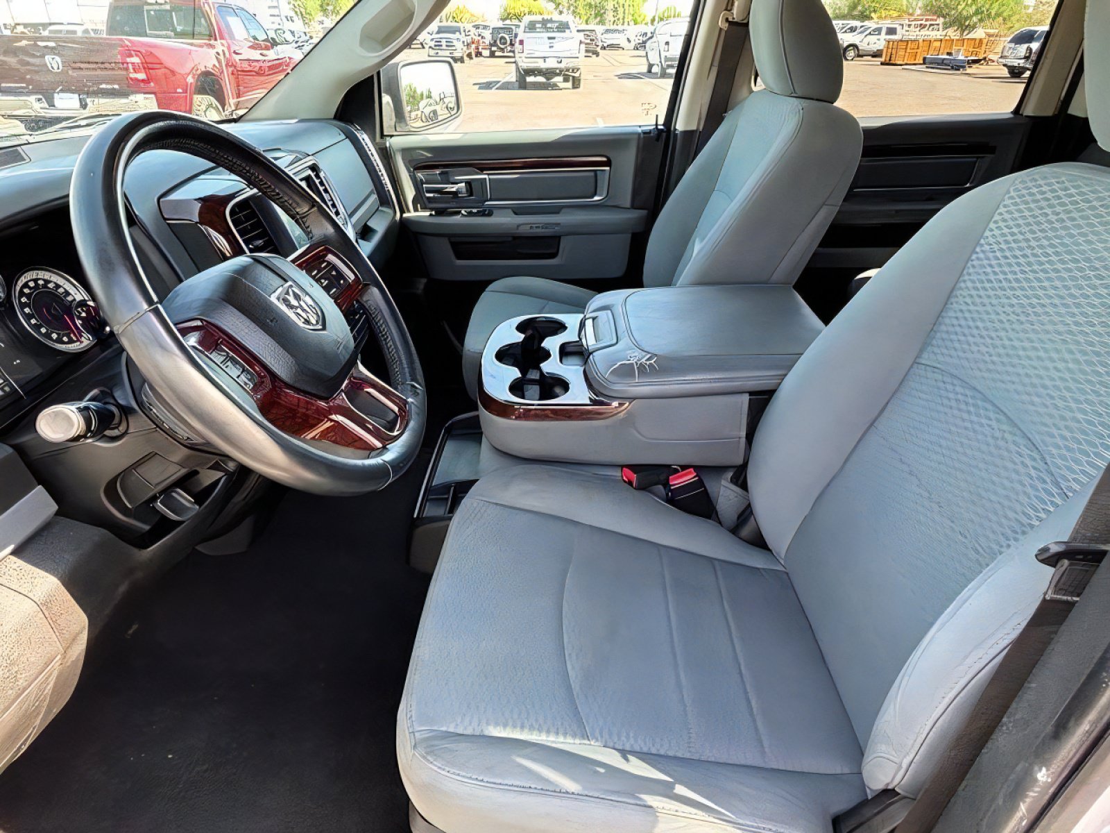 Used 2019 RAM 1500 Classic SLT w/ Luxury Group AWD/4WD image 20