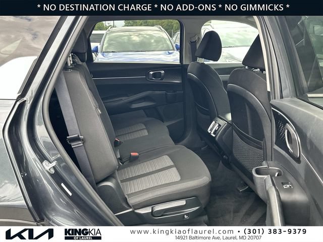 Used 2024 Kia Sorento LX FWD image 17
