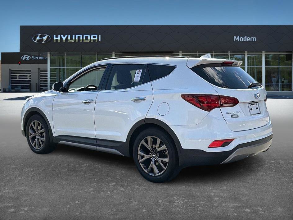 Used 2017 Hyundai Santa Fe Sport image 4
