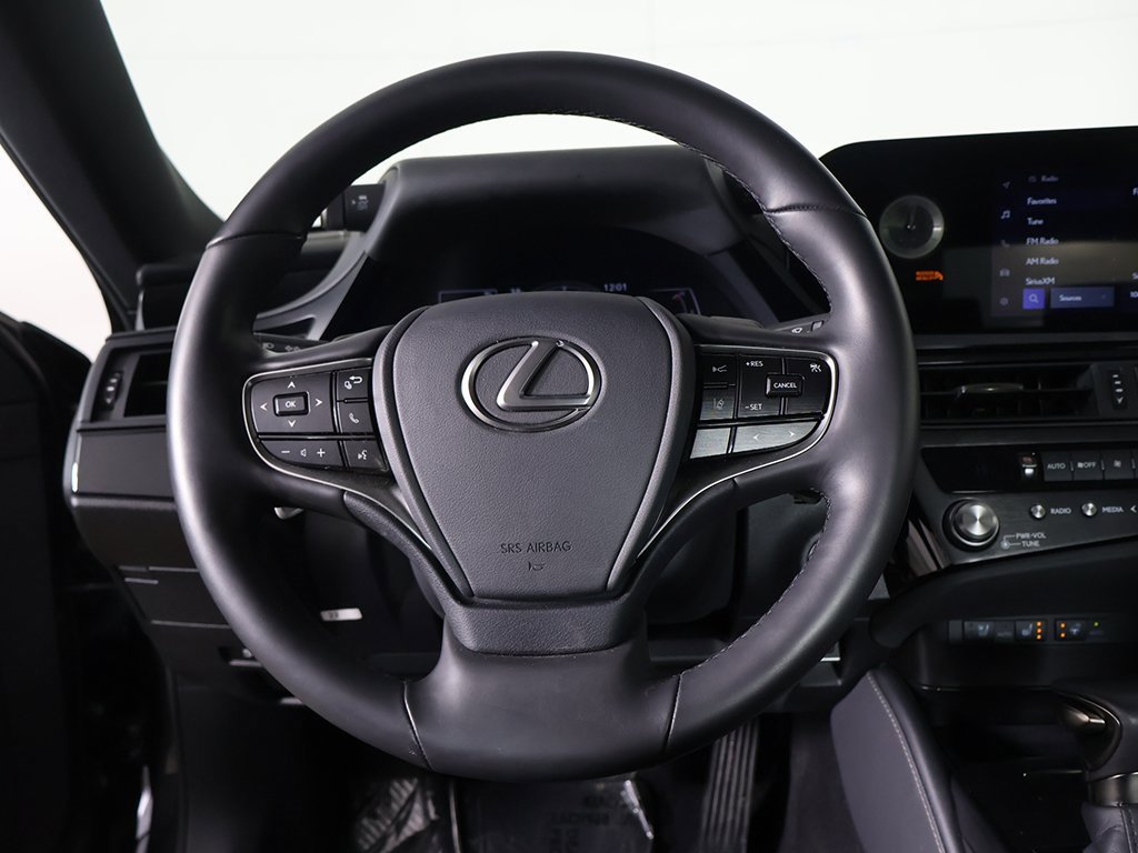 Used 2025 Lexus ES 350 w/ Premium Package image 38