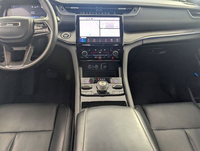 Used 2023 Jeep Grand Cherokee L Overland w/ Luxury Tech Group IV AWD/4WD image 26