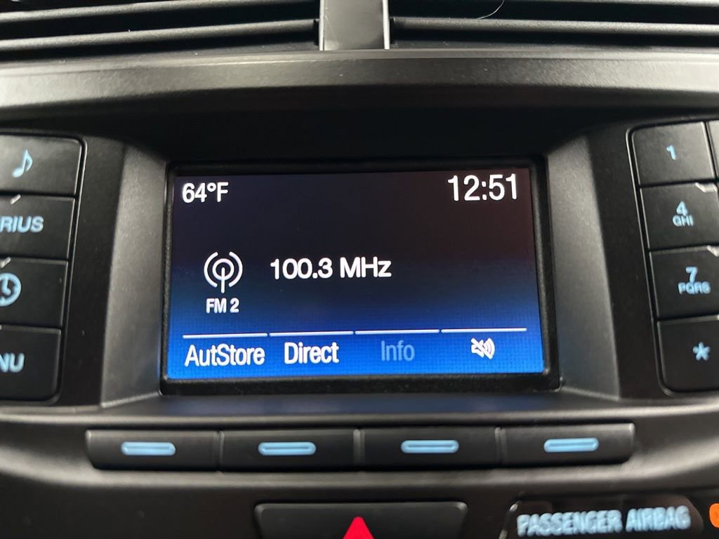 Used 2018 Ford Explorer XLT image 29