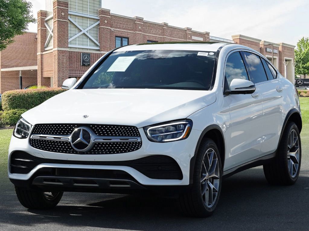 Used 2022 Mercedes-Benz GLC 300 4MATIC Coupe w/ AMG Line image 4