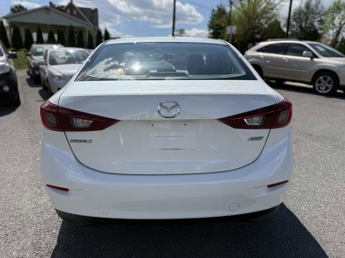 Used 2015 MAZDA MAZDA3 i SV image 6