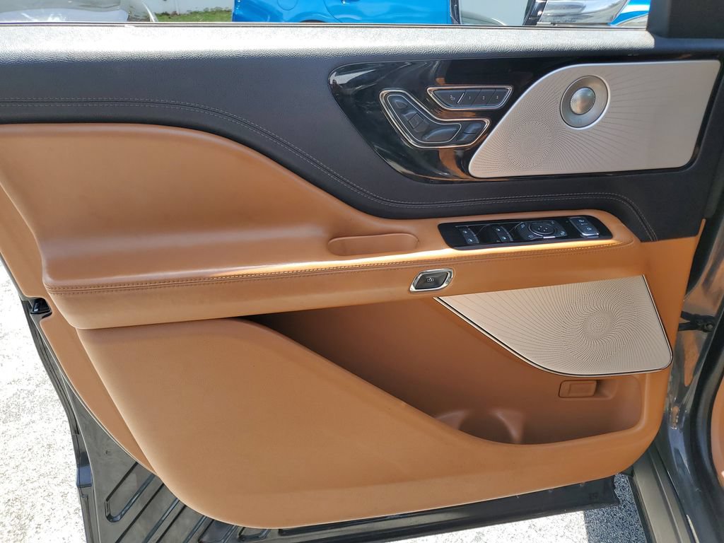 Used 2020 Lincoln Aviator Black Label AWD/4WD image 20
