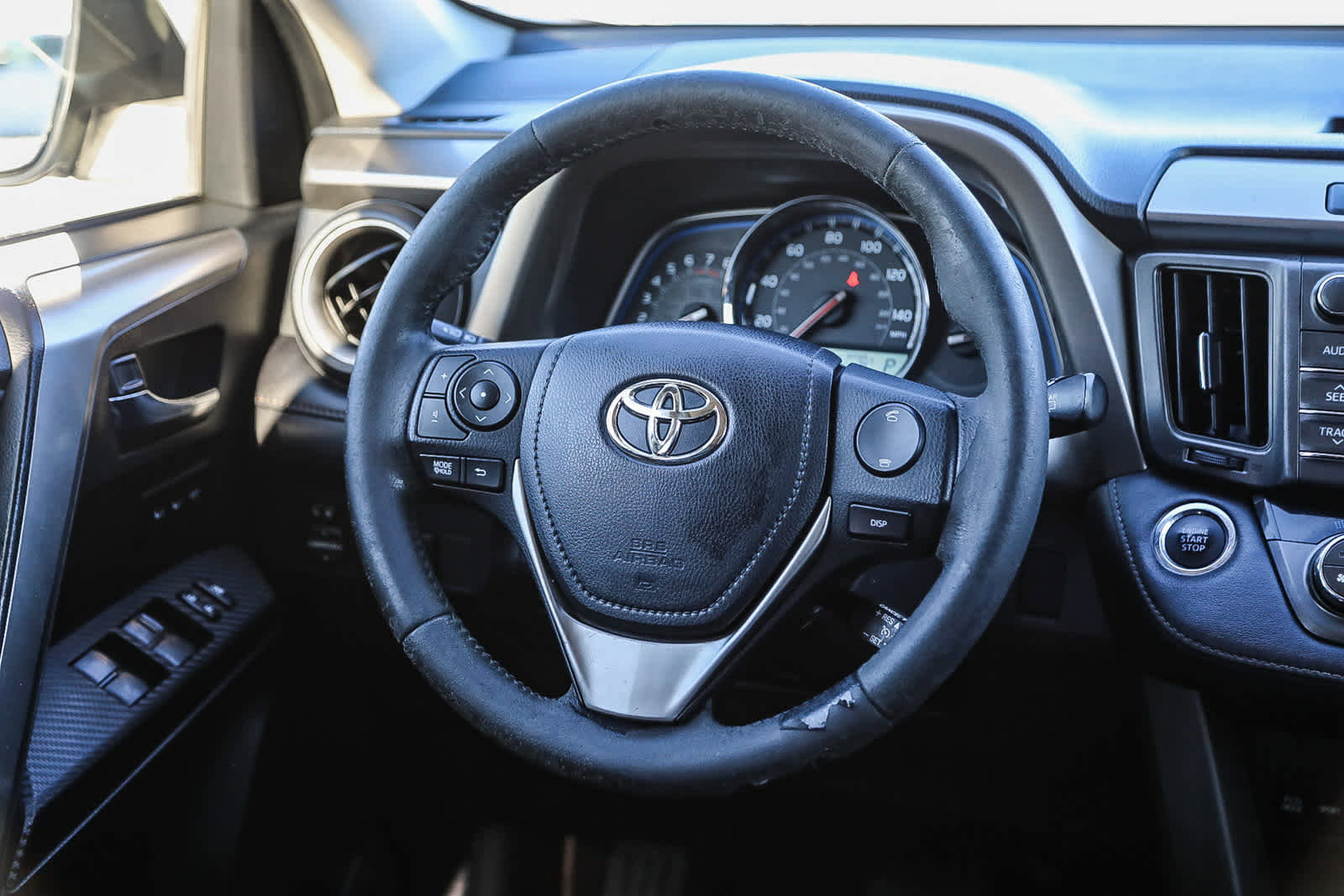 Used 2013 Toyota RAV4 Limited image 15