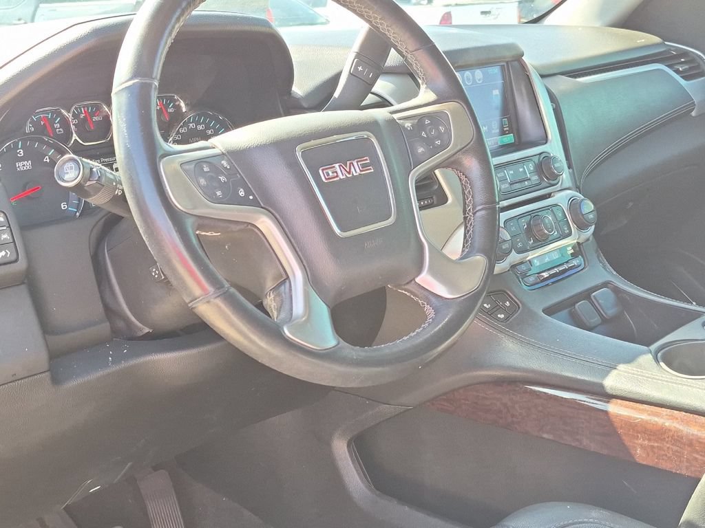 Used 2018 GMC Yukon SLT w/ Premium Edition RWD image 10