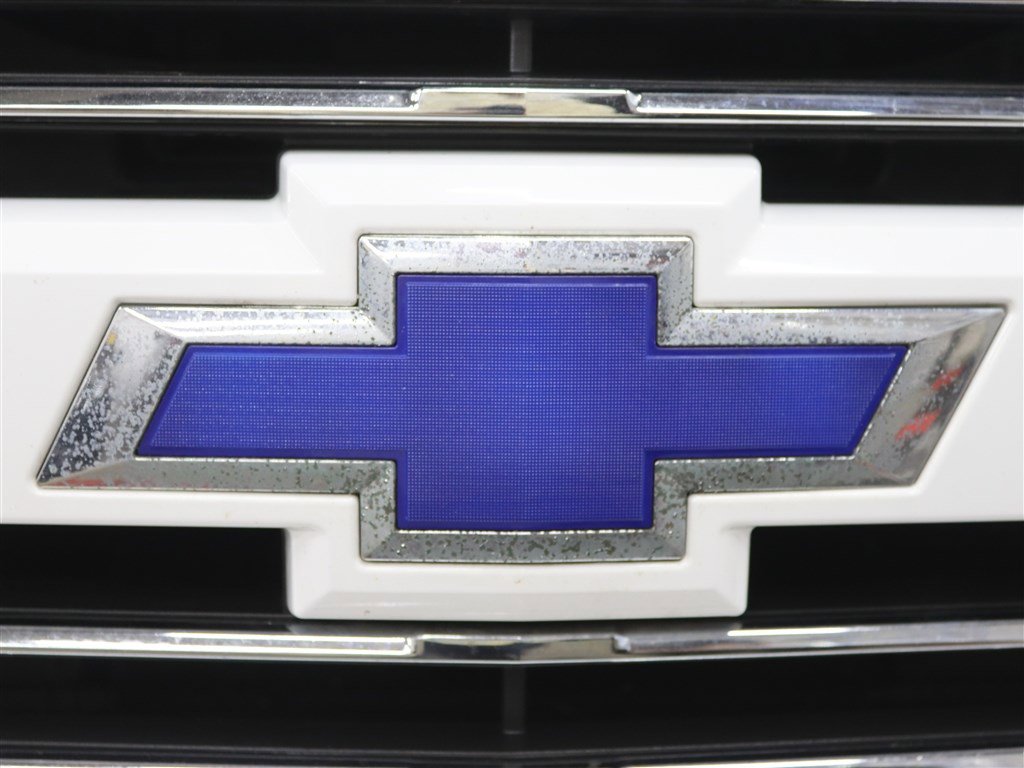 Used 2018 Chevrolet Silverado 2500 LT w/ Custom Sport Edition image 8