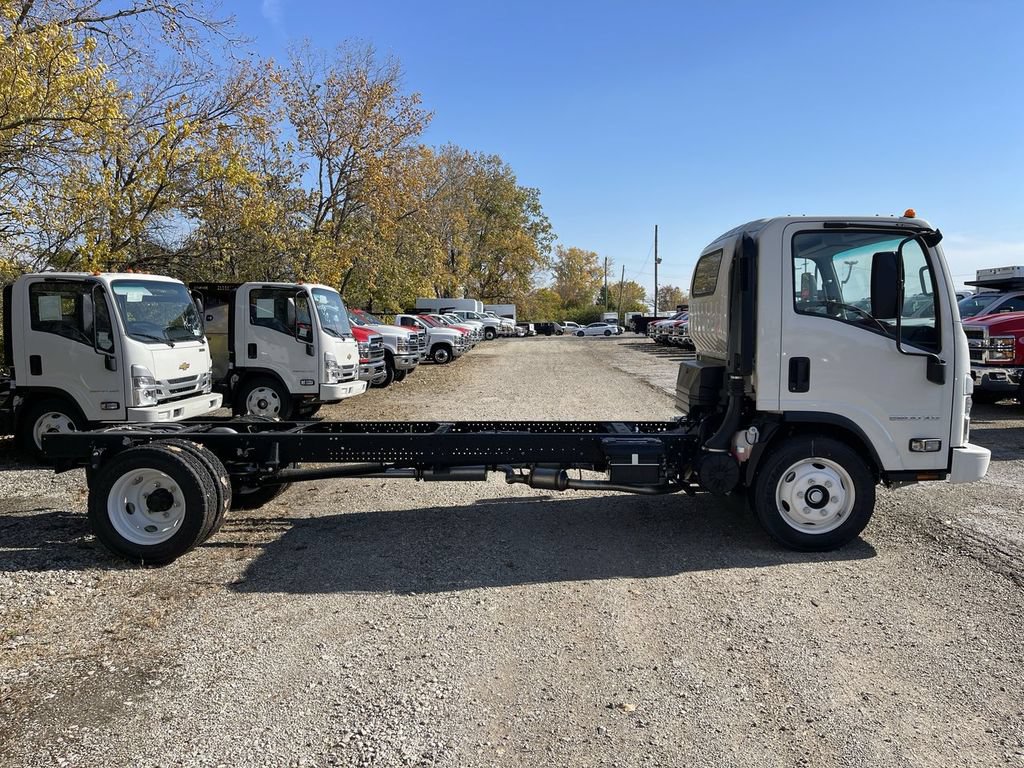 New 2024 Chevrolet Low Cab Forward 5500XG RWD image 7