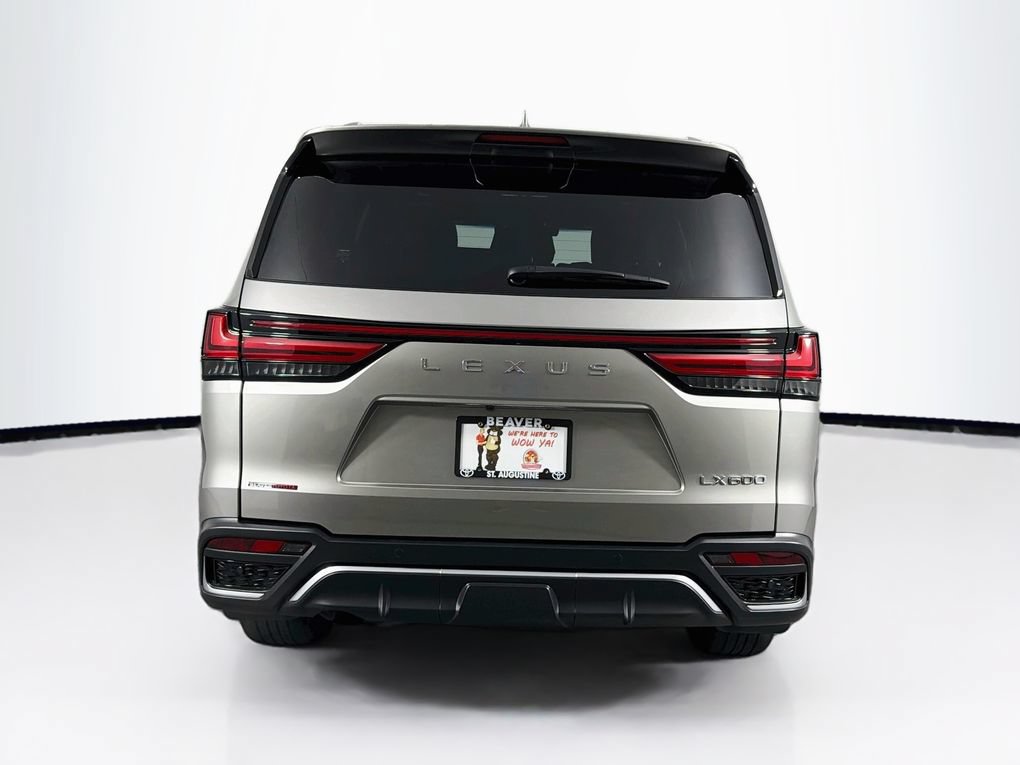 Used 2023 Lexus LX 600 F Sport w/ Accessory Package (Z1) AWD/4WD image 8