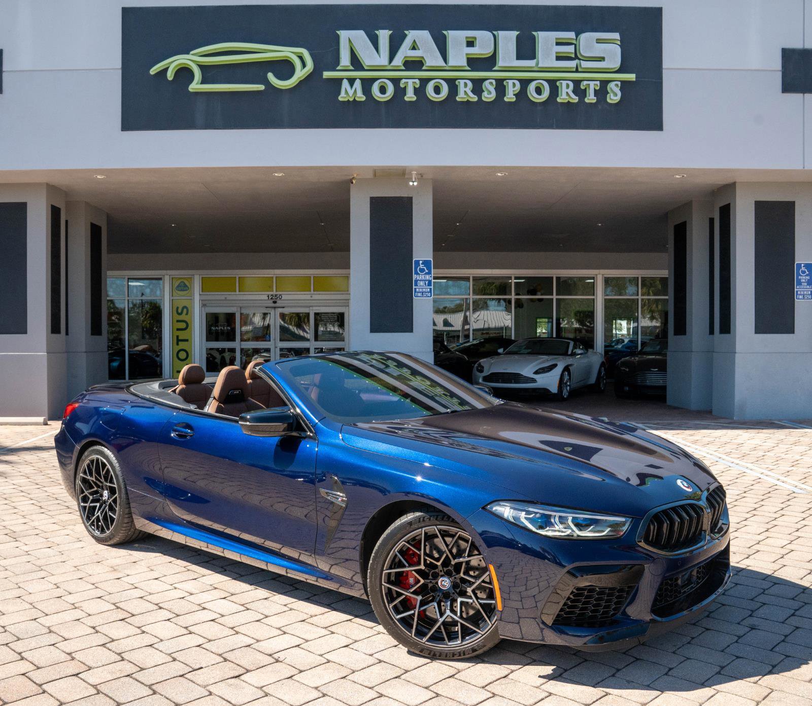 Used 2023 BMW M8 Competition AWD/4WD image 3