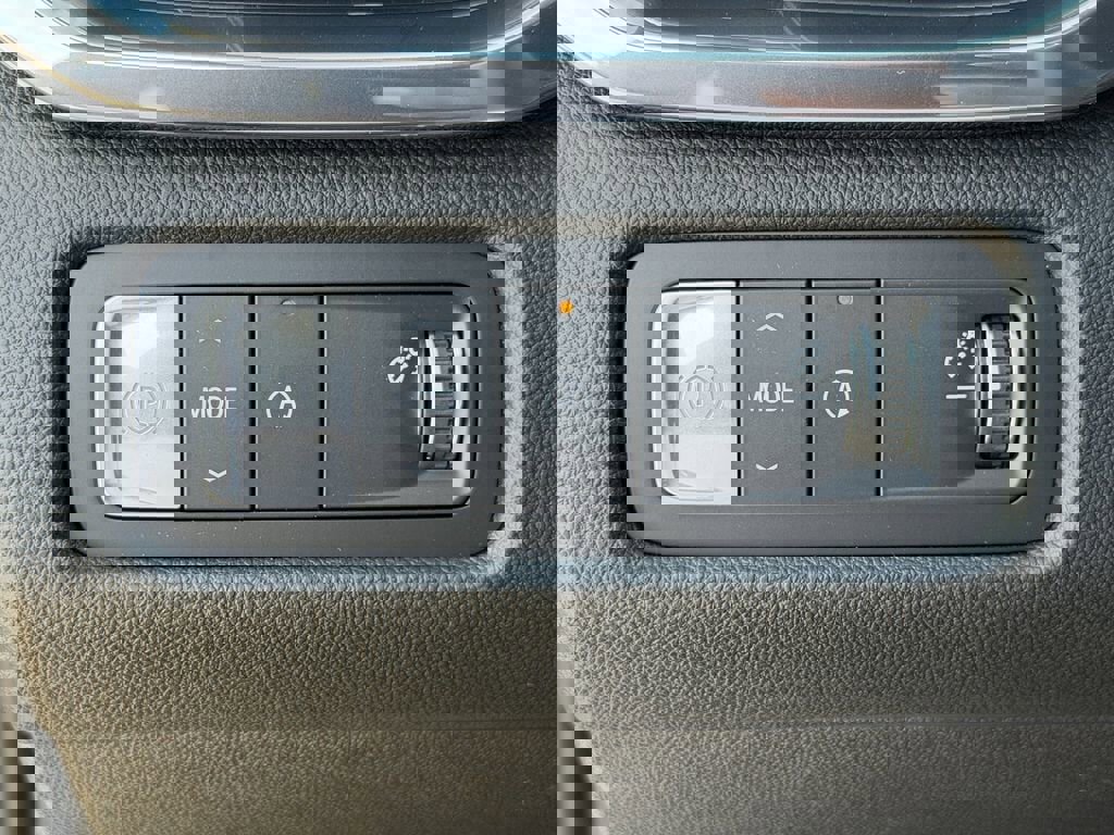 New 2026 GMC Acadia Elevation image 23