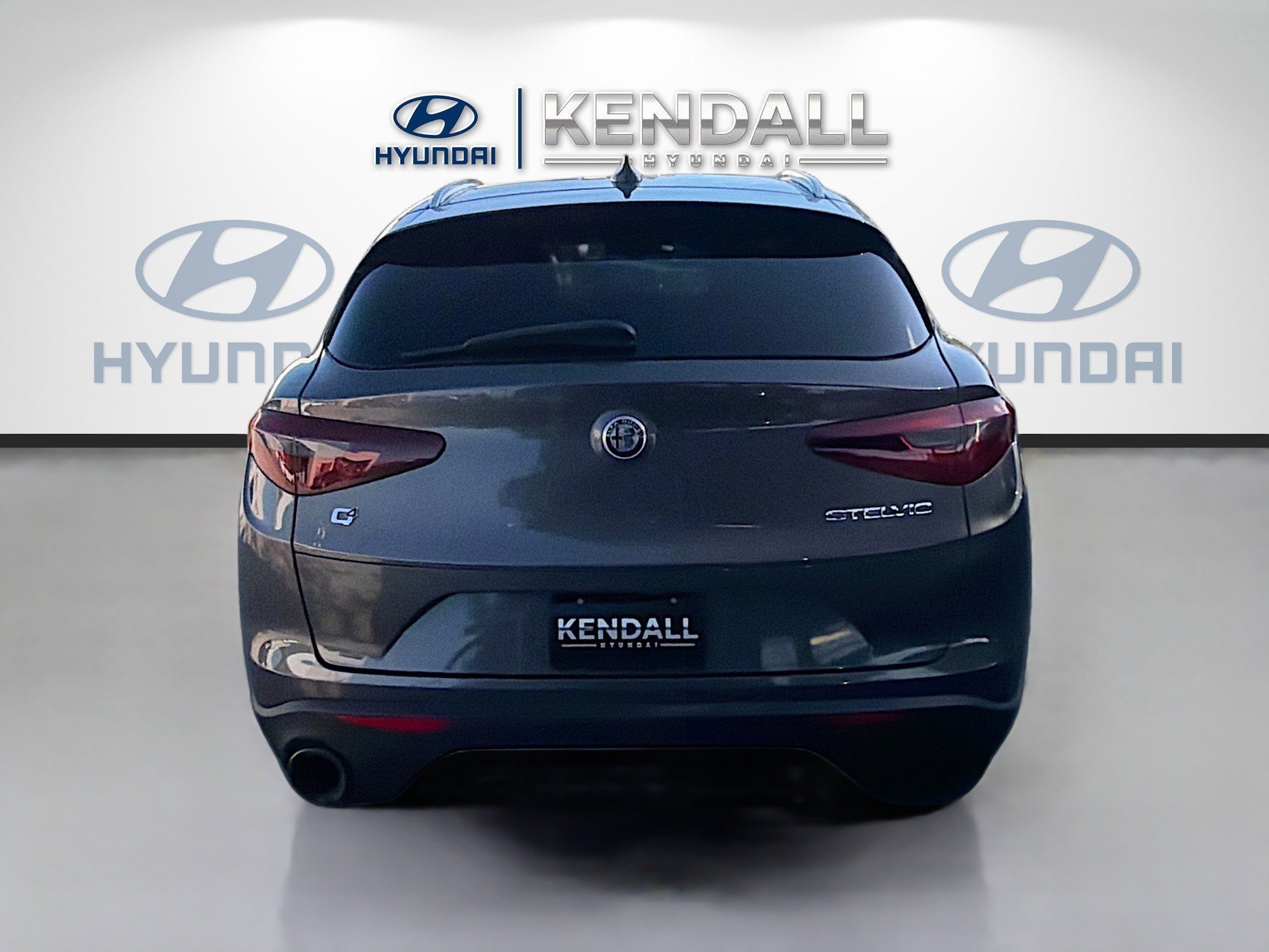 Used 2018 Alfa Romeo Stelvio Ti image 5