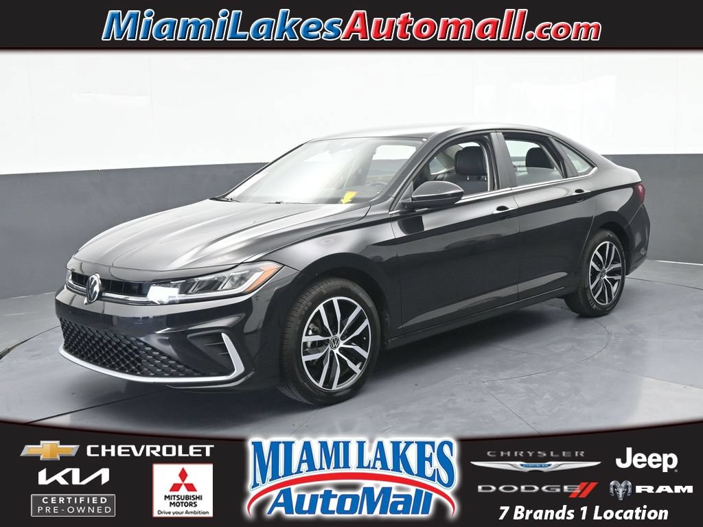 Used 2025 Volkswagen Jetta SE FWD image 1