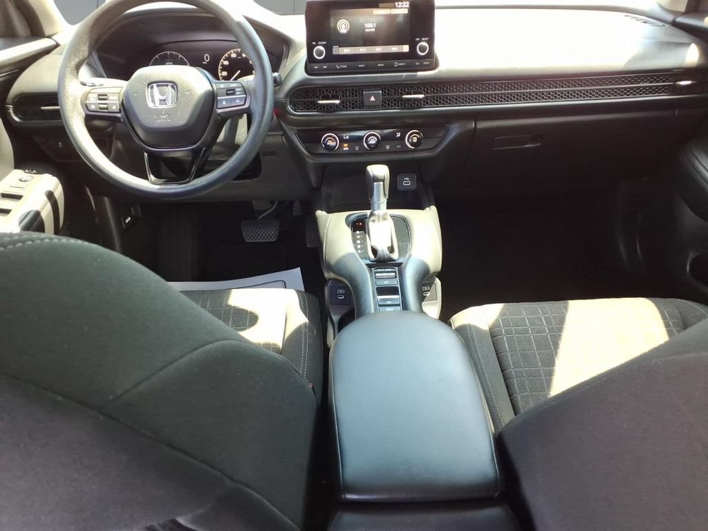 Used 2024 Honda HR-V LX image 13
