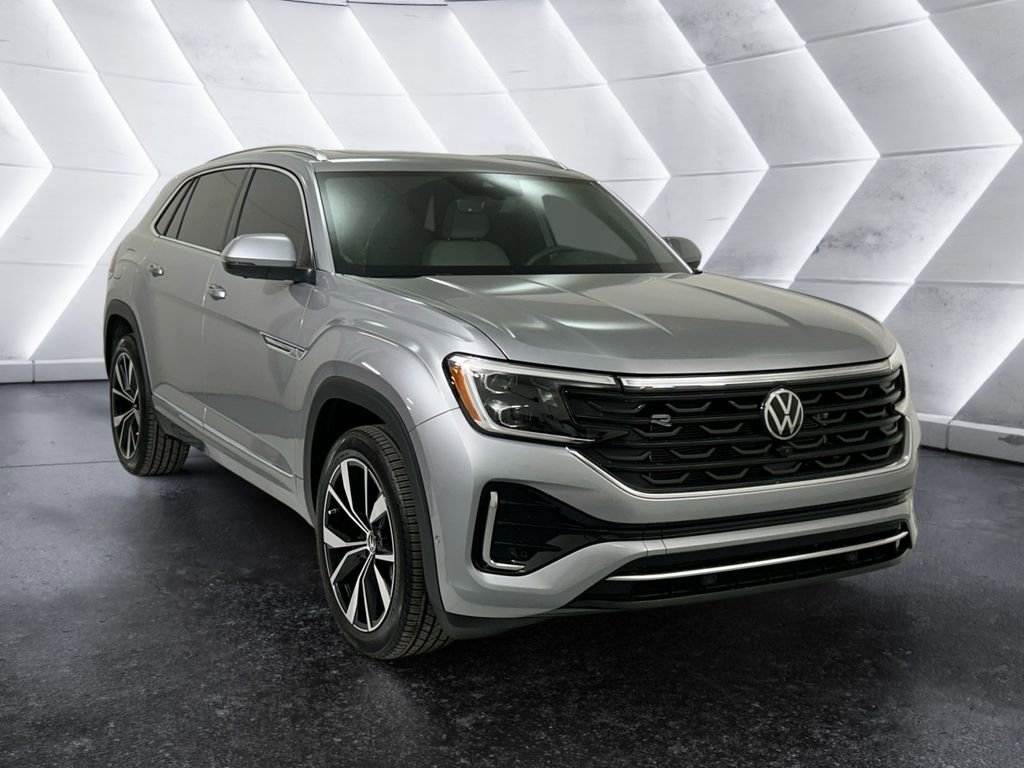 Used 2025 Volkswagen Atlas Cross Sport SEL Premium R-Line image 1