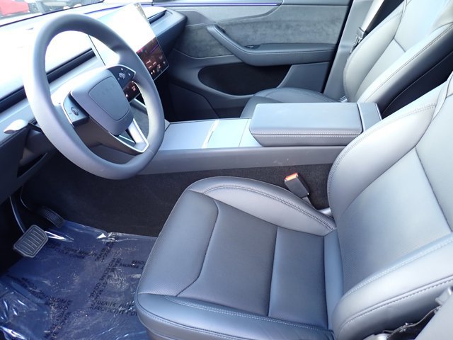 Used 2026 Tesla Model Y Long Range AWD/4WD image 13