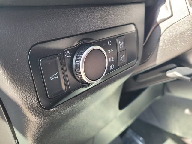 Used 2022 Ford Escape SE w/ Convenience Package FWD image 19