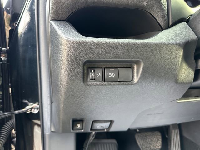 Used 2023 Toyota RAV4 LE image 21