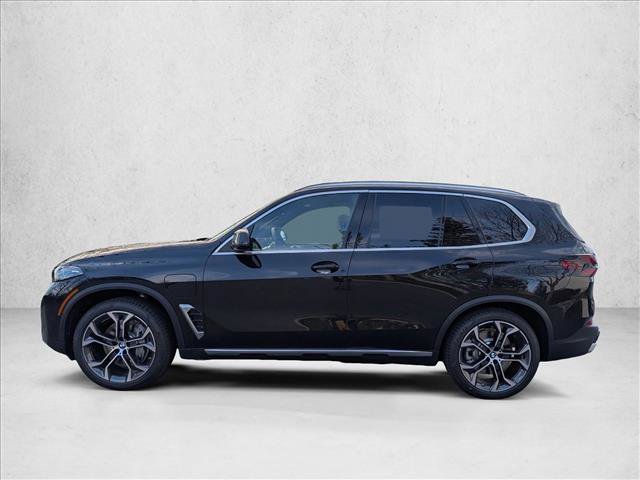 New 2026 BMW X5 xDrive50e w/ Premium Package image 9