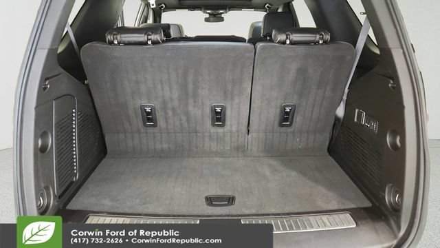 Used 2024 GMC Yukon AT4 w/ AT4 Premium Plus Package AWD/4WD image 25