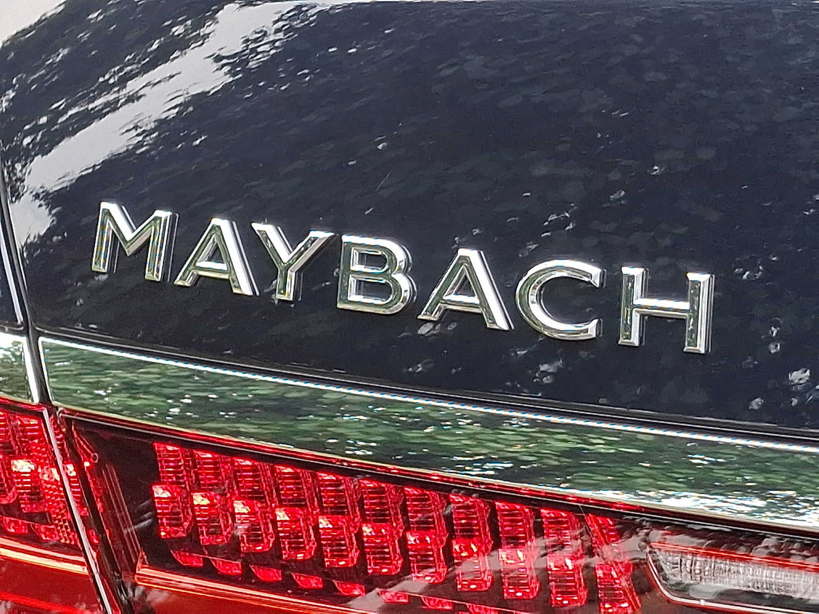 Certified 2025 Mercedes-Benz Maybach S 580 4MATIC image 36