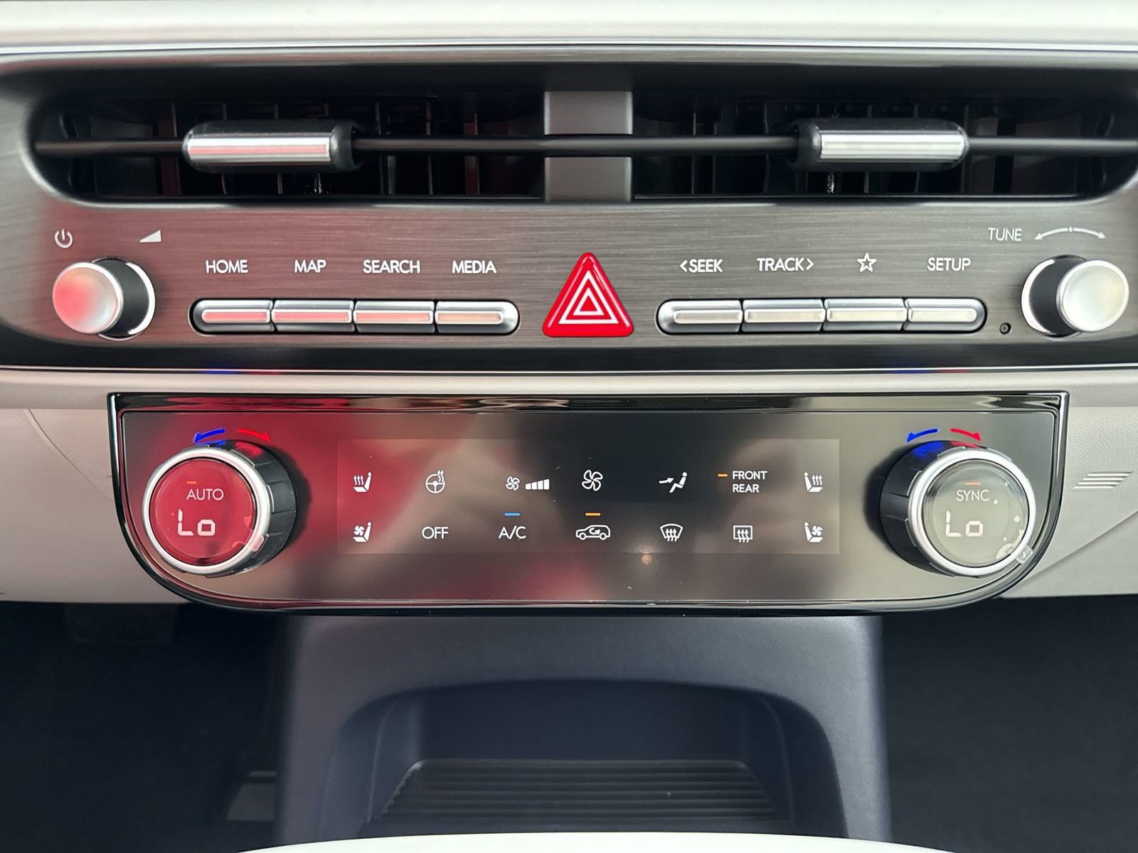 Used 2026 Hyundai Palisade Calligraphy AWD/4WD image 23