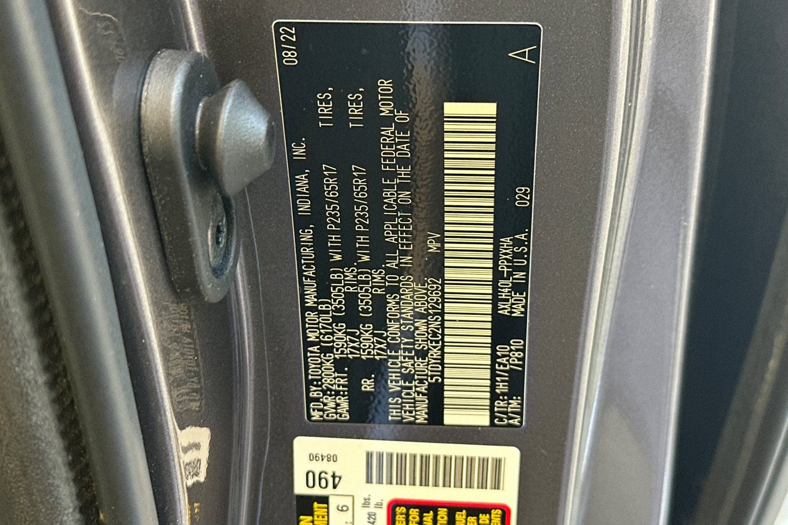 Certified 2022 Toyota Sienna XLE FWD image 37