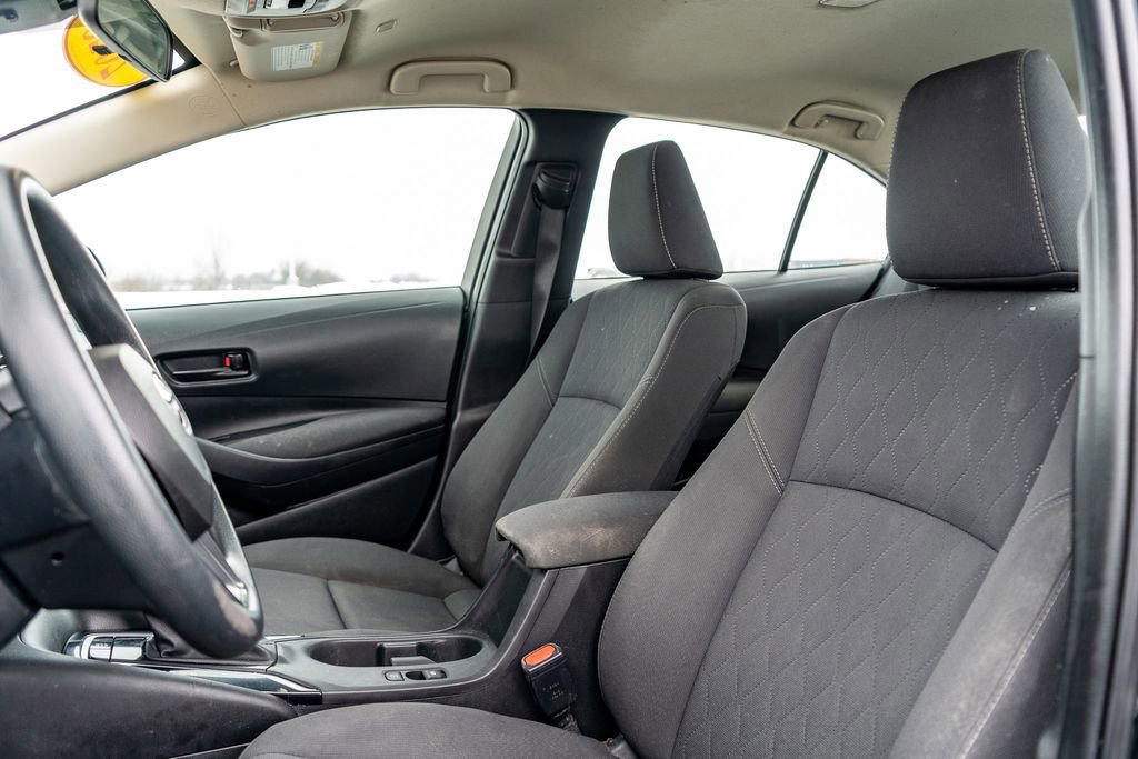 Used 2023 Toyota Corolla LE image 18