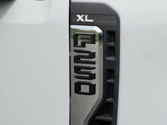 New 2026 Ford F250 XL image 24