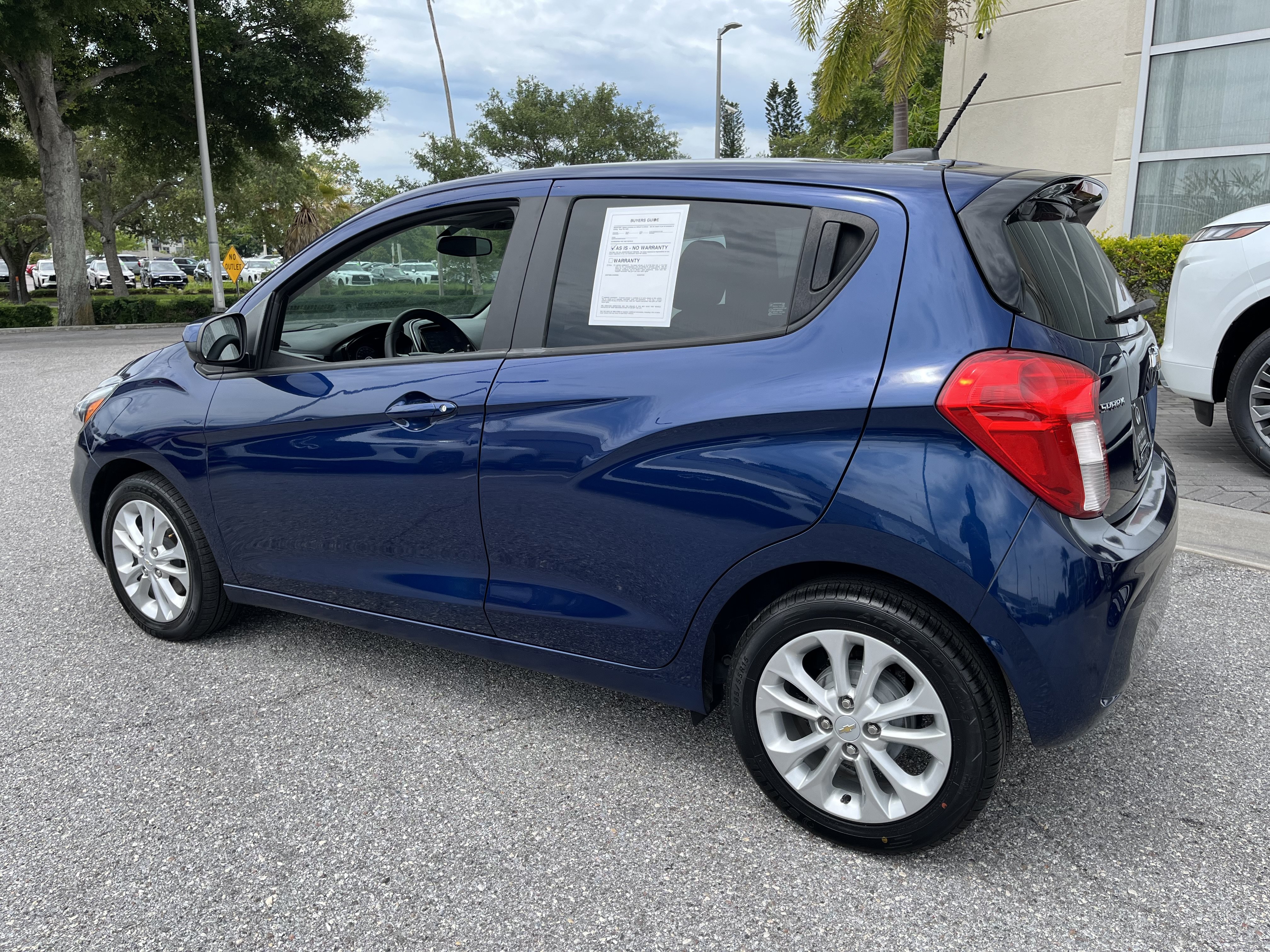 Used 2022 Chevrolet Spark LT FWD image 5