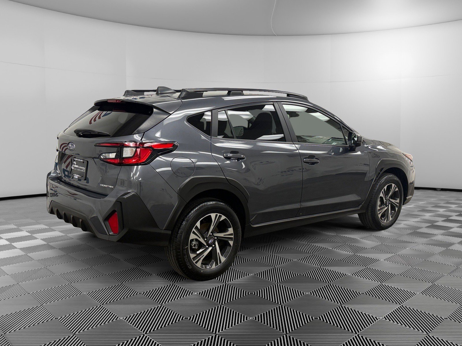 Used 2025 Subaru Crosstrek 2.0i Premium image 5