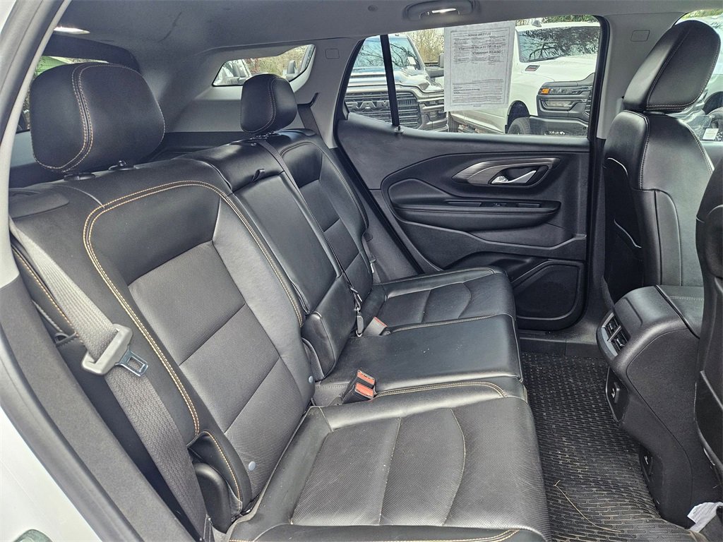 Used 2021 GMC Terrain SLT image 16