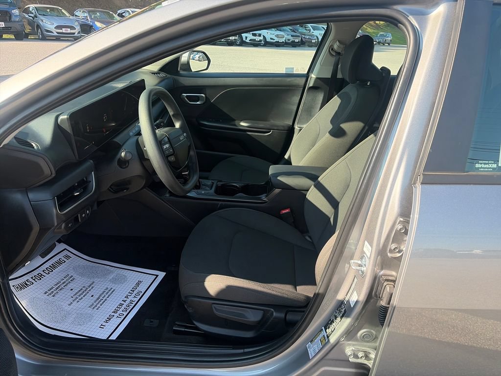 Used 2026 Kia K4 FWD image 10