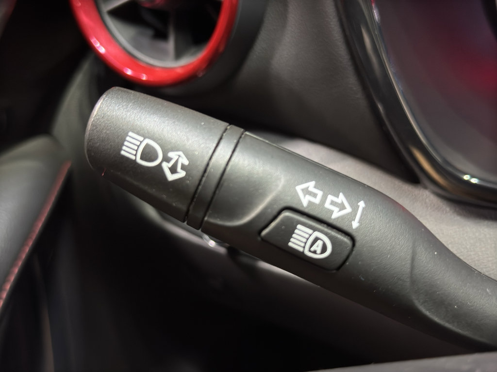 Used 2020 Chevrolet Blazer RS AWD/4WD image 24
