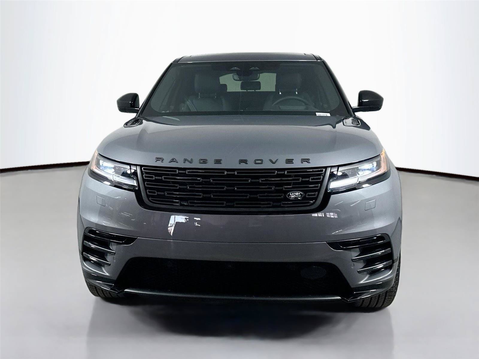 Certified 2026 Land Rover Range Rover Velar Dynamic SE AWD/4WD image 2