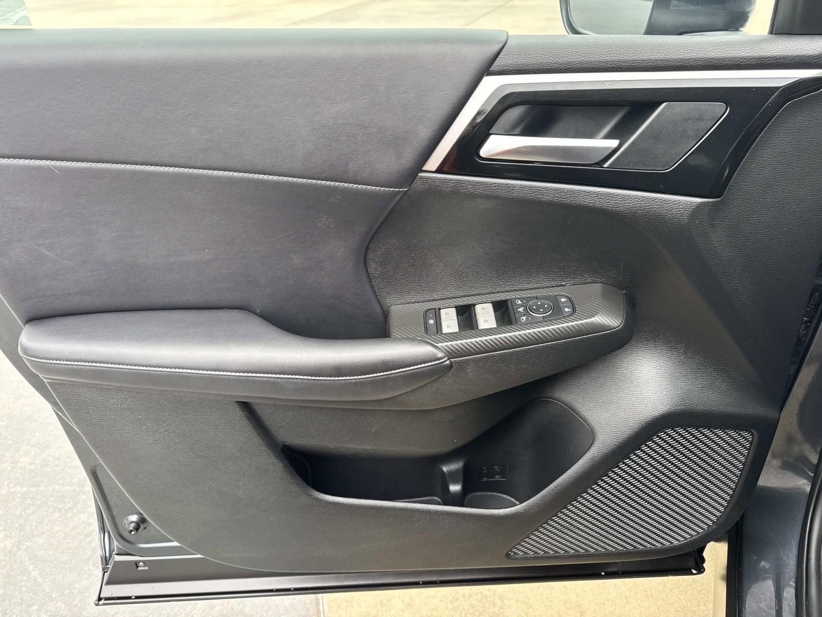 Used 2024 Mitsubishi Outlander SE AWD/4WD image 18