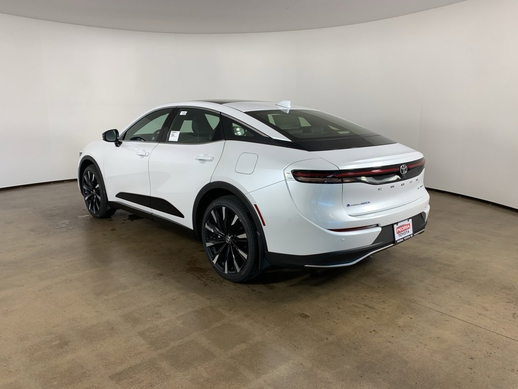 New 2026 Toyota Crown Platinum image 13