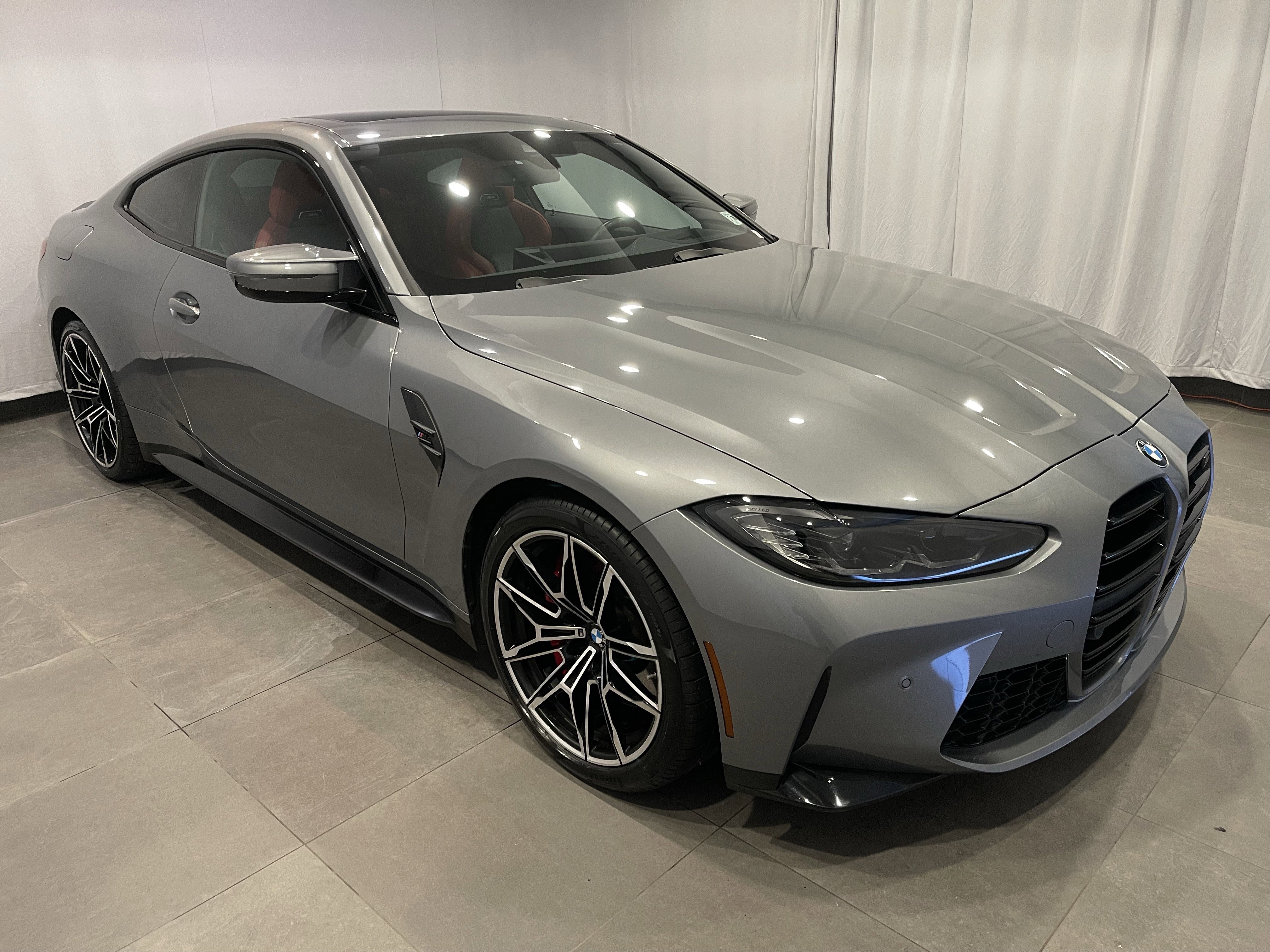 Used 2024 BMW M4 Competition w/ Executive Package image 3