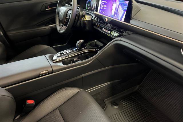 Certified 2026 Toyota Crown Signia w/ Advanced Technology Package AWD/4WD image 17