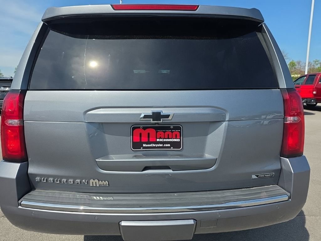 Used 2018 Chevrolet Suburban Premier AWD/4WD image 6