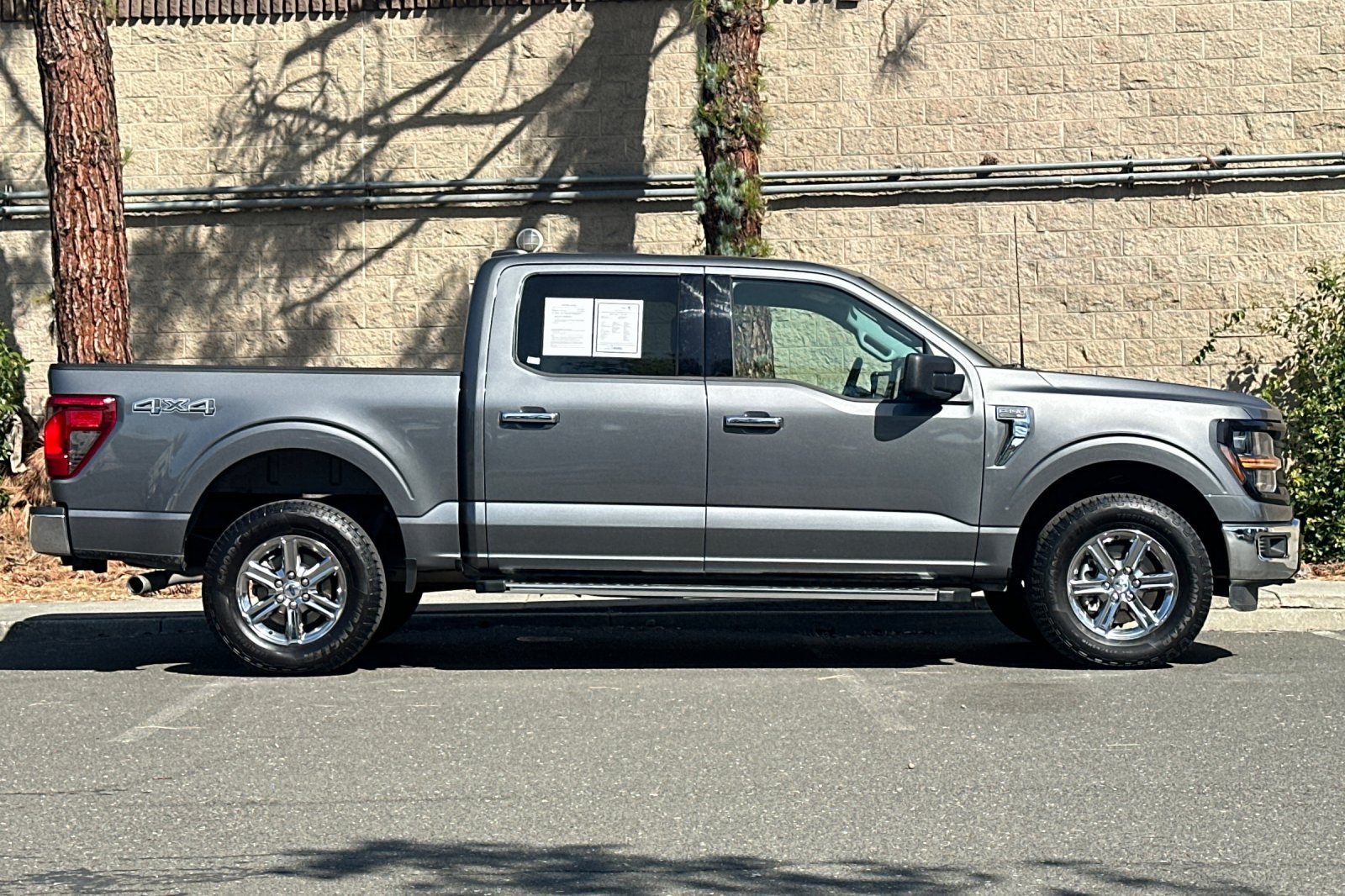 Used 2025 Ford F150 XLT w/ Equipment Group 301A Standard AWD/4WD image 2