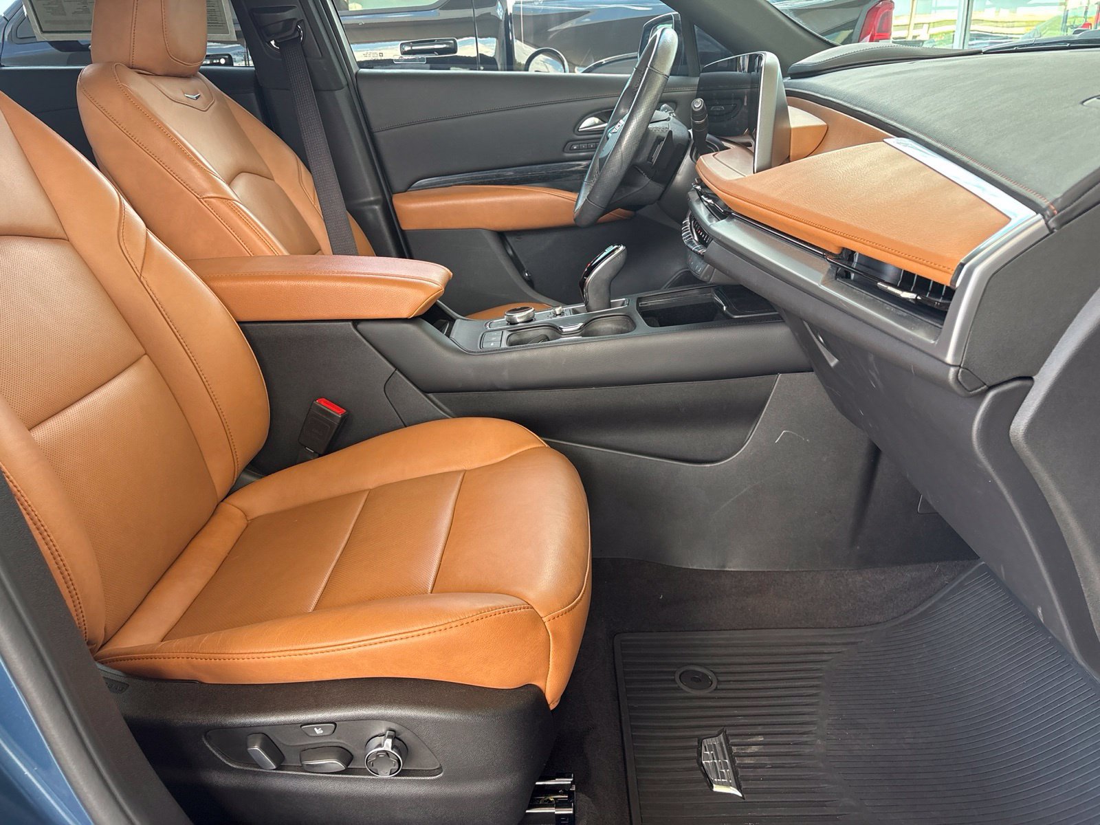 Used 2024 Cadillac XT4 Sport FWD image 21