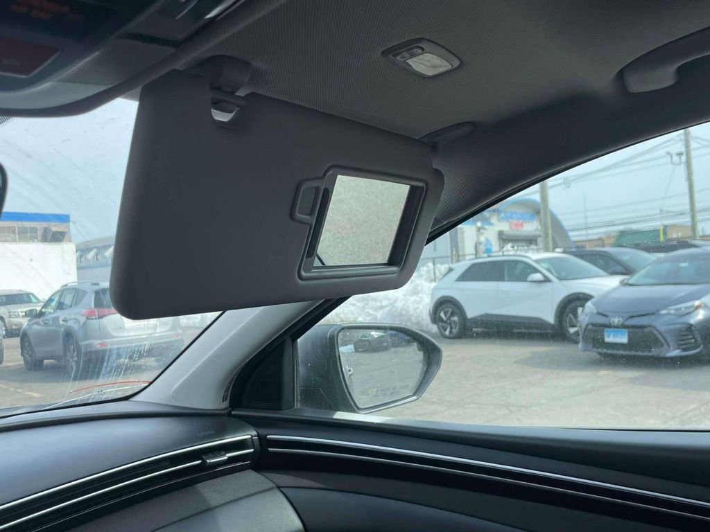 Certified 2023 Hyundai Tucson Limited image 32