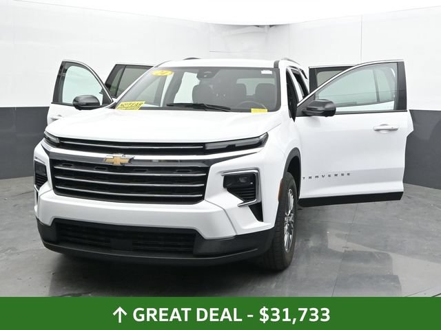 Used 2024 Chevrolet Traverse LT FWD image 53