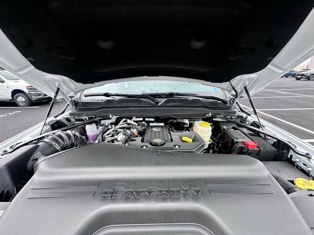 New 2026 RAM 3500 Tradesman AWD/4WD image 14