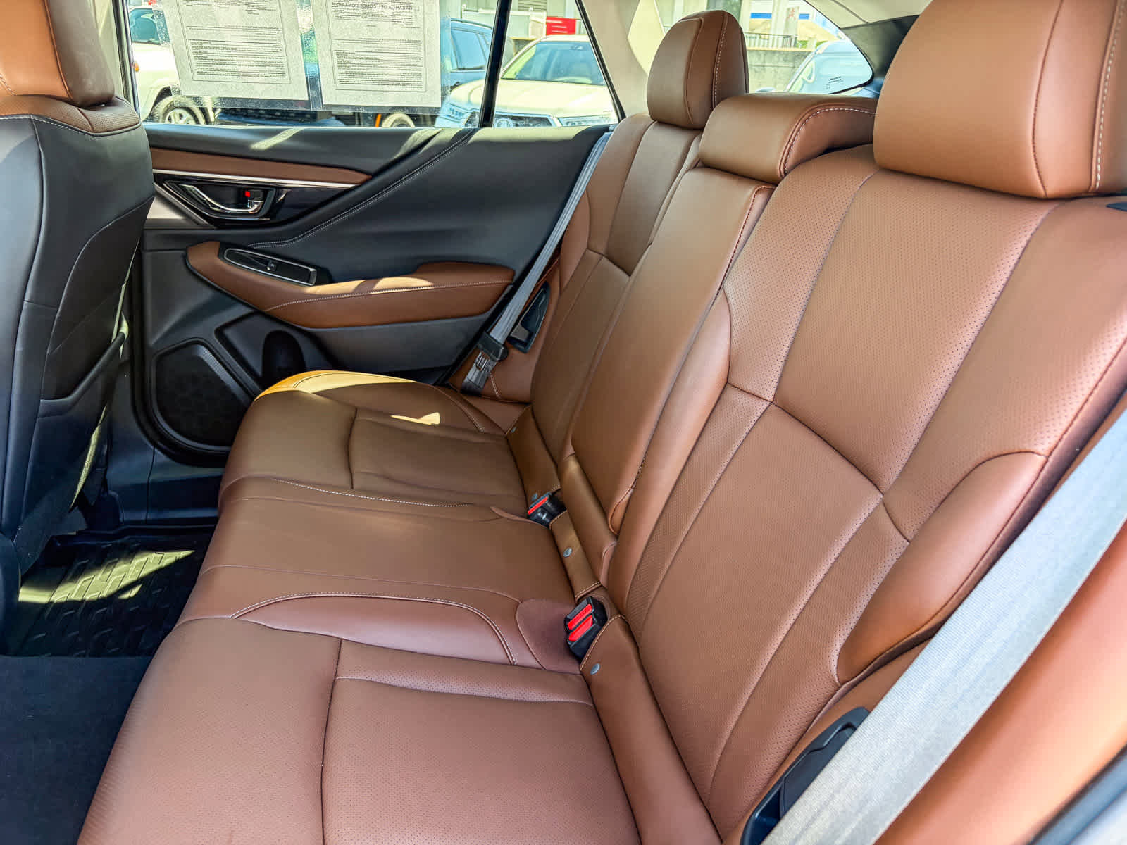 Used 2020 Subaru Outback Touring w/ Popular Package #2 AWD/4WD image 18