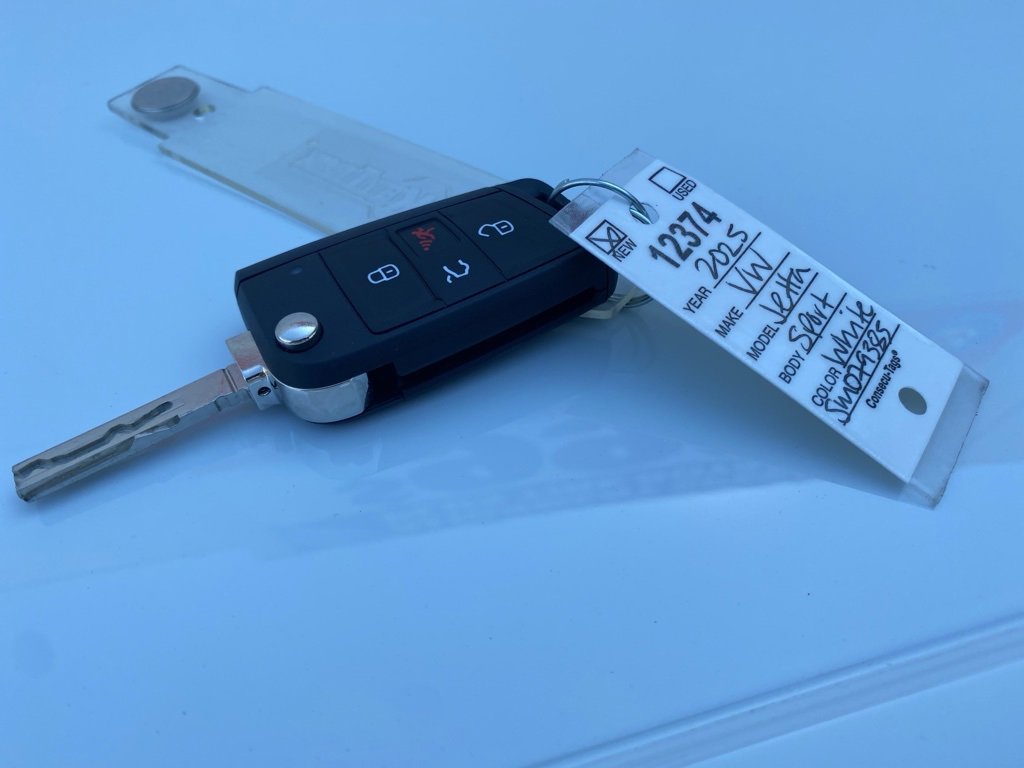 New 2025 Volkswagen Jetta Sport image 31