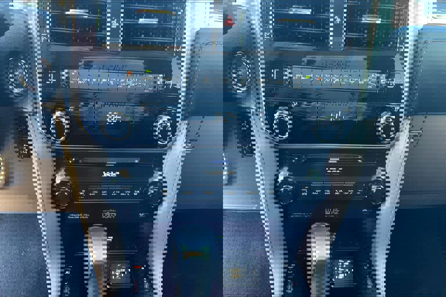 Used 2023 Lexus GX 460 Premium image 33